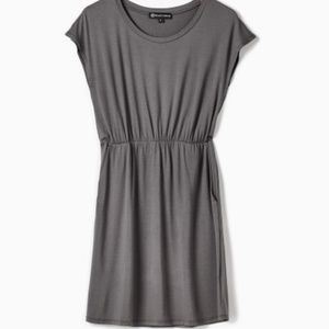 W. By Wantable Short Sleeve Dress with Pockets in Charcoal